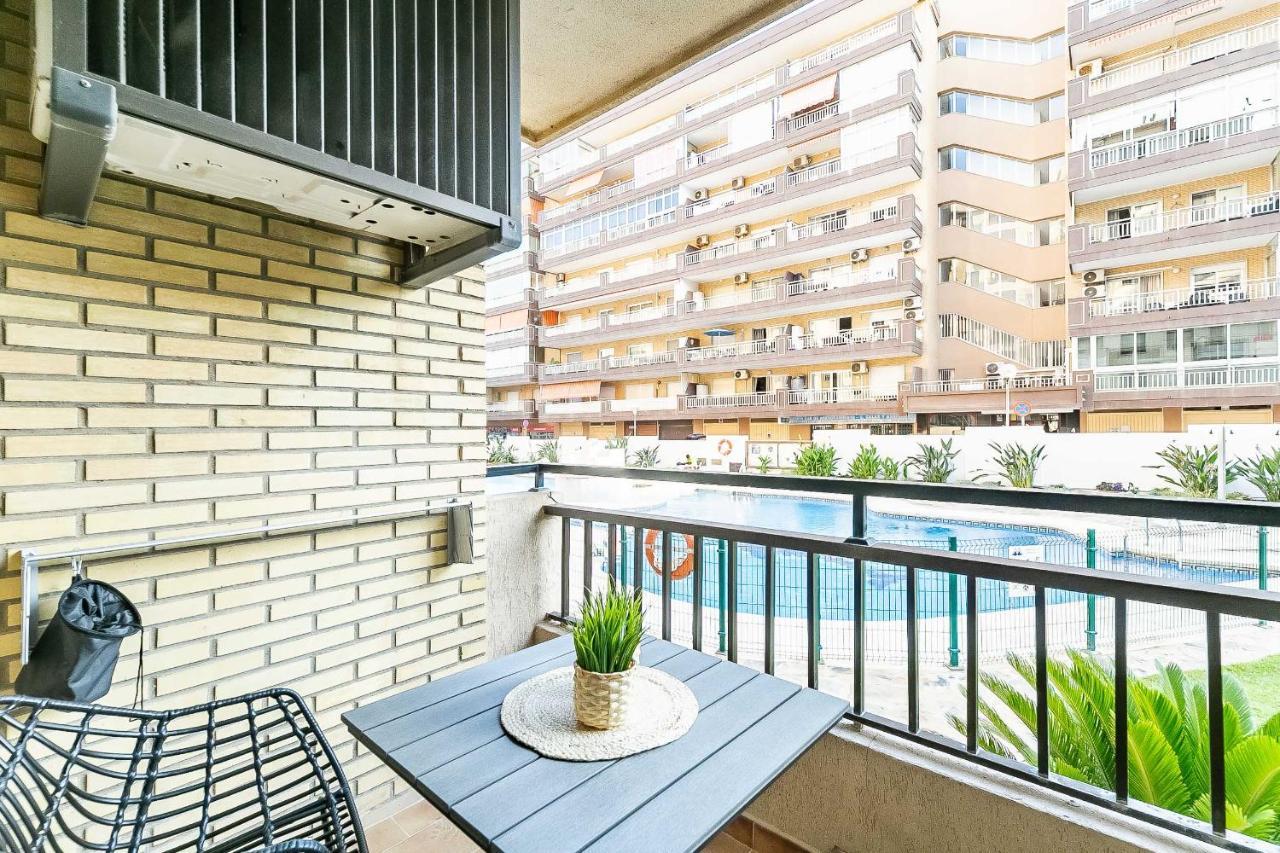 76-Lovely Beach Front Apartment In Фуэнхирола Экстерьер фото