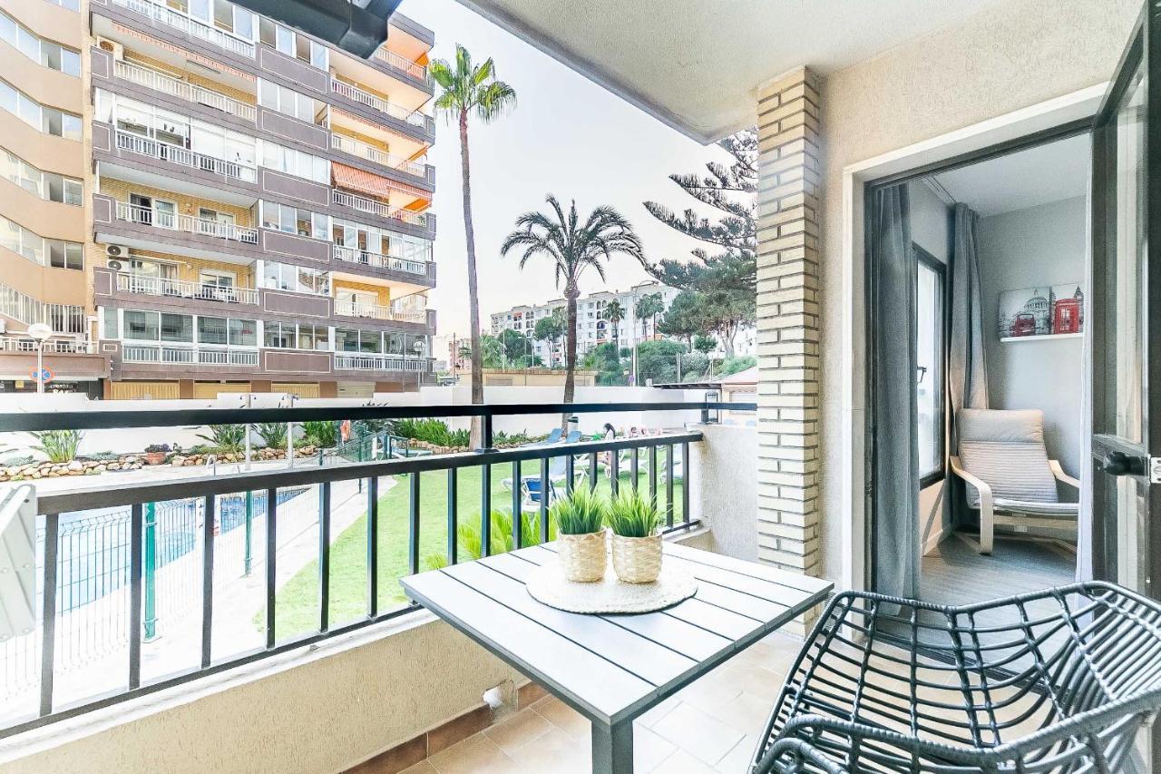 76-Lovely Beach Front Apartment In Фуэнхирола Экстерьер фото