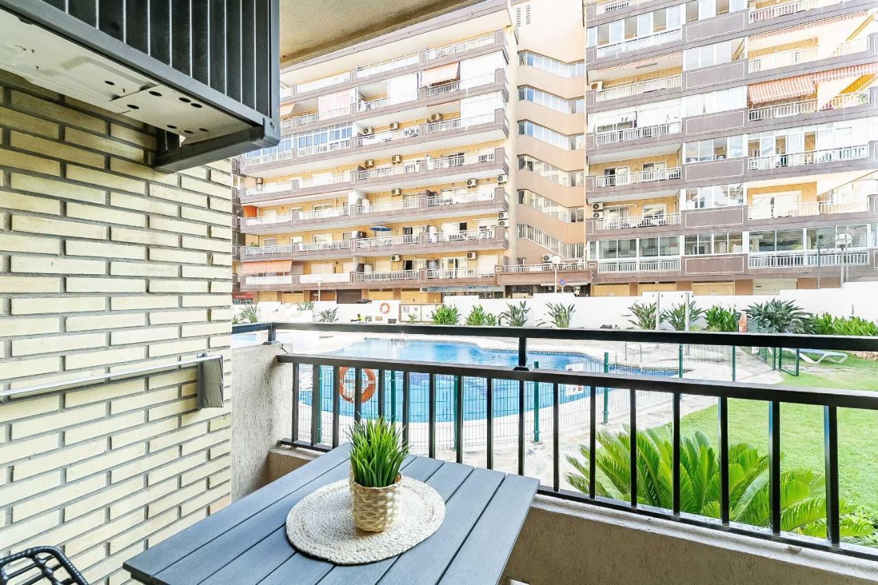 76-Lovely Beach Front Apartment In Фуэнхирола Экстерьер фото